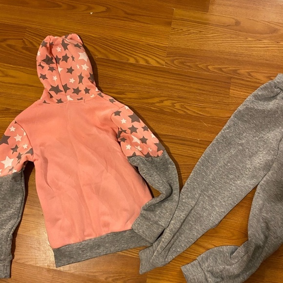 Love from the Heart Sweatsuit size 5/6 (HG) - Picture 10 of 11